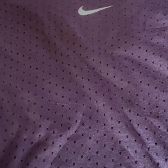 Nike Dri-Fit Size Medium. - Picture 5 of 5